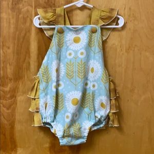 Baby girls ruffled bubble suit